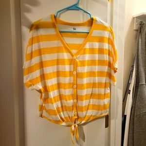 SO soft yellow summery shirt